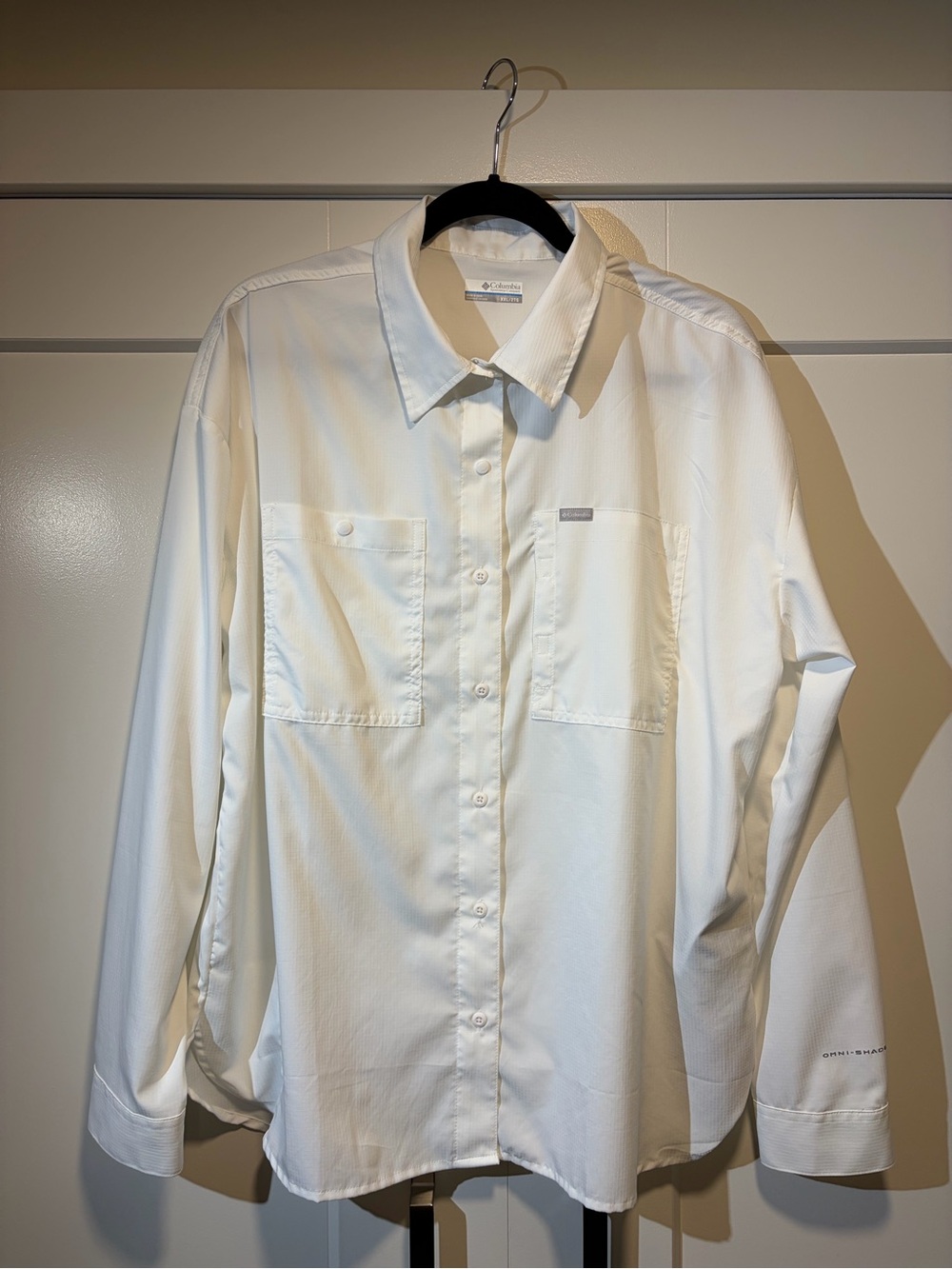 Columbia Women's White Long-Sleeve Button-Down Shirt -sun protection